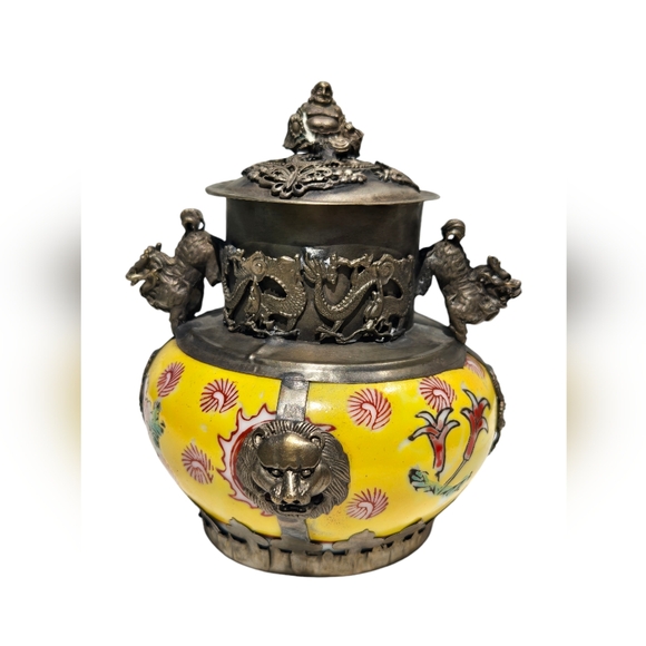 Stunning Antique Chinese Yellow and Red Porcelain Dragon &‎ Lion Incense Burner - Picture 2 of 7
